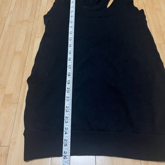 bcbg Maxazria black knit vest - Picture 4 of 4